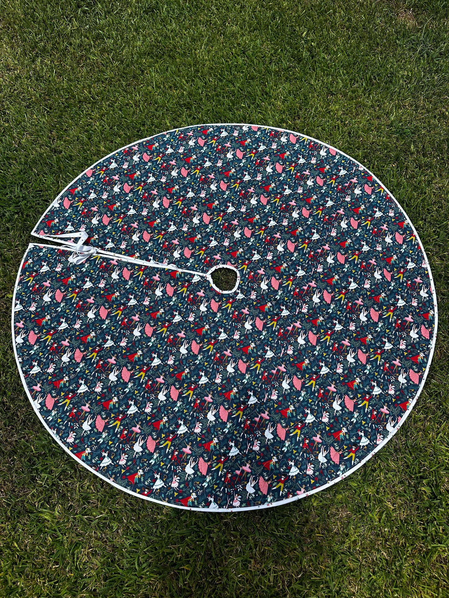 Nutcracker Quilted Christmas Tree Skirt